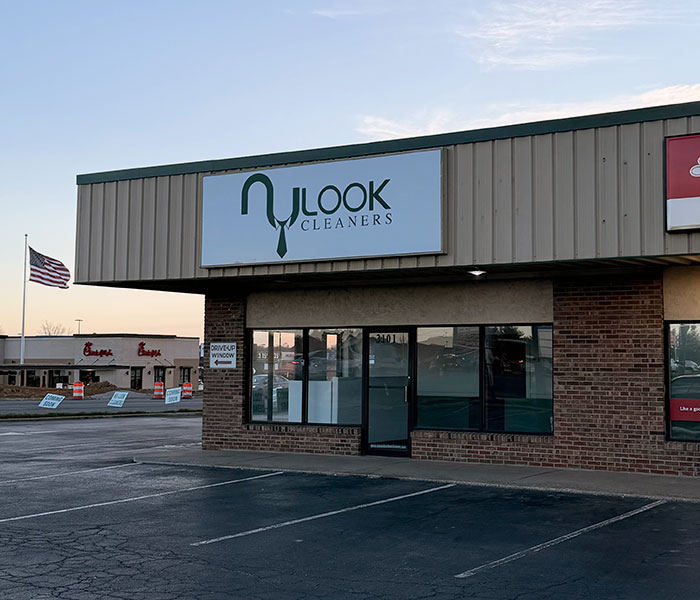 Front view of the Owensboro location